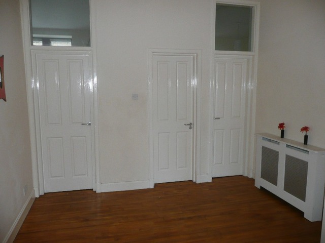  Image of 3 bedroom Flat to rent in Vinicombe Street Glasgow G12 at Hillhead Glasgow Glasgow, G12 8BG