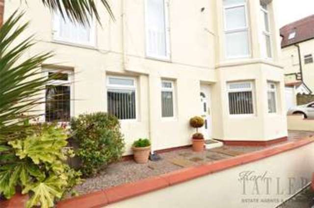  Image of 2 bedroom Flat to rent in Warren Drive Wallasey CH45 at Wallasey Wirral New Brighton, CH45 0JS