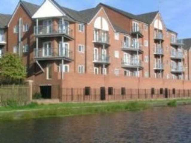  Image of 2 bedroom Apartment to rent in Waterfront Way Walsall WS2 at Waterfront Way  Walsall, WS2 9NH