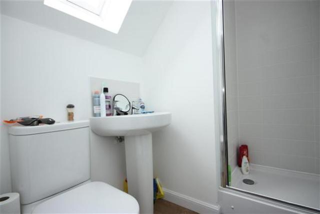  Image of 3 bedroom Town House to rent in Waterway Terrace East Kilbride Glasgow G74 at East Kilbride South Lanarkshire South Lanarkshire, G74 3ZF