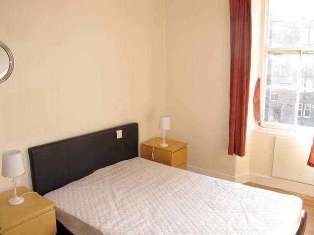  Image of 2 bedroom Flat to rent in Watson Crescent Edinburgh EH11 at Polwarth Edinburgh Edinburgh, EH11 1HB