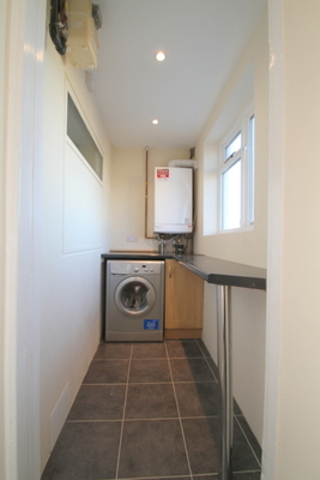  Image of 2 bedroom Apartment to rent in Wellington Way London E3 at Wellington Buildings  Bow, E3 4NA