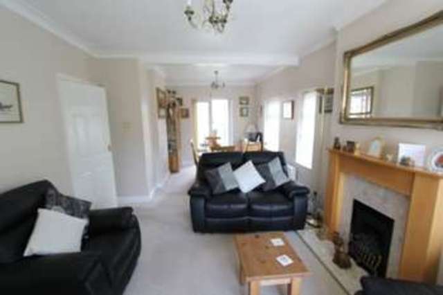  Image of 2 bedroom Detached house for sale in Welton Road Brough HU15 at Welton Road  Brough, HU15 1BJ