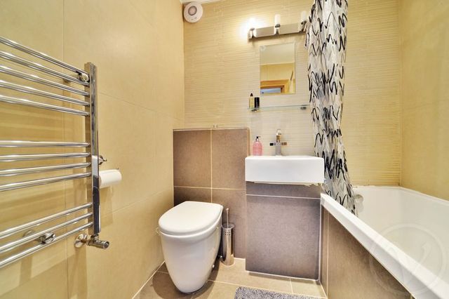  Image of 2 bedroom Flat for sale in West End Lane London NW6 at West End Lane West Hampstead West Hampstead, NW6 1RD