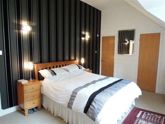  Image of 2 bedroom Flat to rent in West Mill Road Edinburgh EH13 at Colinton Edinburgh Edinburgh, EH13 0NZ