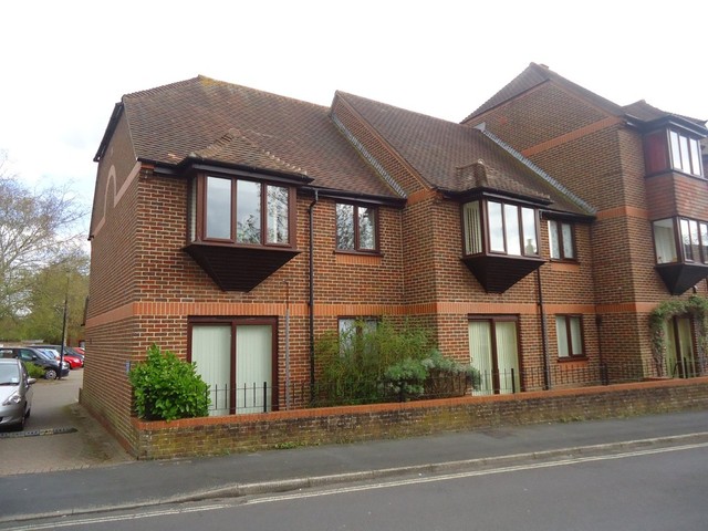  Image of 1 bedroom Retirement Property for sale in West Street Havant PO9 at West Street  Havant, PO9 1QB