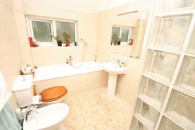  Image of 3 bedroom Detached house for sale in Bradenham Road West Wycombe High Wycombe HP14 at Bradenham Road West Wycombe High Wycombe, HP14 4EY