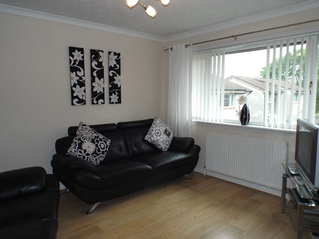  Image of 2 bedroom Flat to rent in Western Road Cambuslang Glasgow G72 at Cambuslang Glasgow Glasgow, G72 8EG