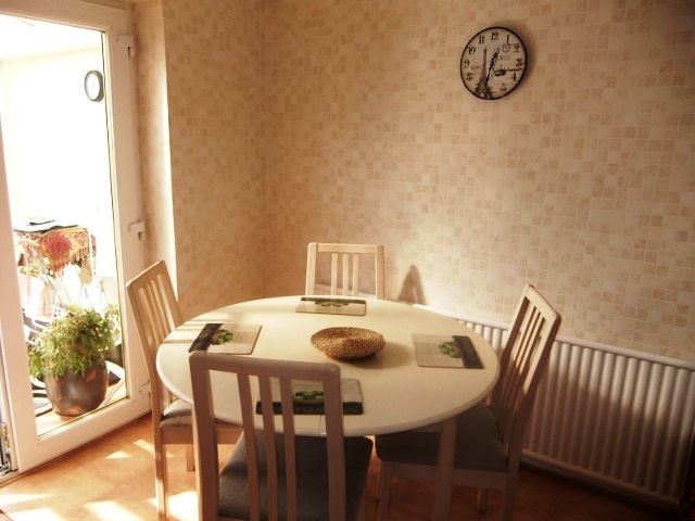  Image of 3 bedroom Semi-Detached house to rent in Westfield Grove Crossgates Cowdenbeath KY4 at Cowdenbeath Fife Fife, KY4 8BY