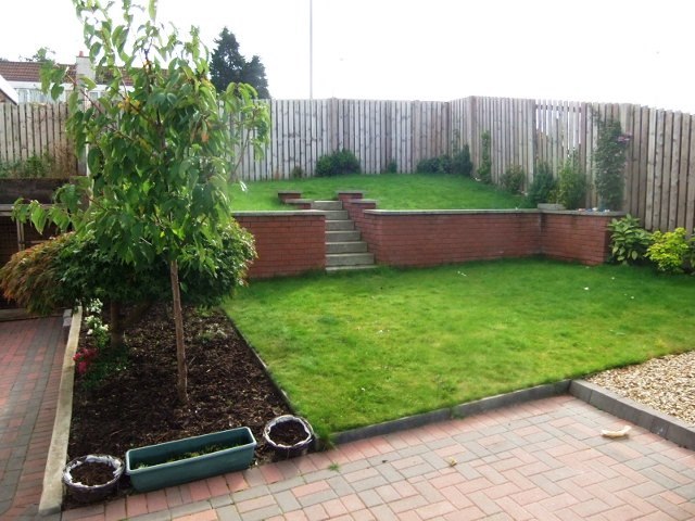  Image of 3 bedroom Semi-Detached house to rent in Westfield Grove Crossgates Cowdenbeath KY4 at Cowdenbeath Fife Fife, KY4 8BY