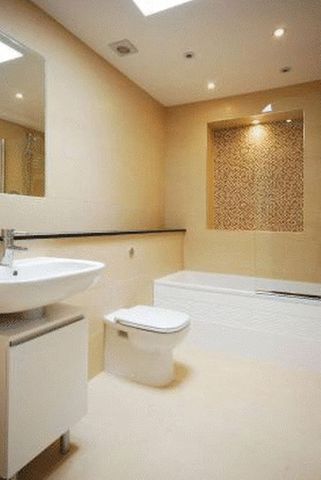  Image of 1 bedroom Flat to rent in Weymouth Mews London W1G at Weymouth Mews Marylebone Great Portland Street, W1G 7DX