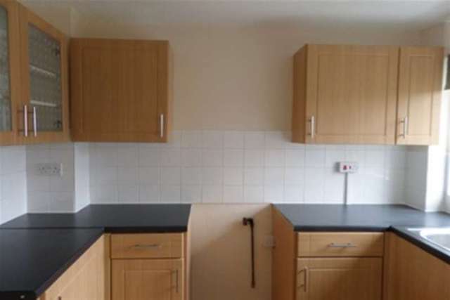  Image of 2 bedroom Detached house to rent in Whyteways Eastleigh SO50 at Eastleigh, SO50 4NR