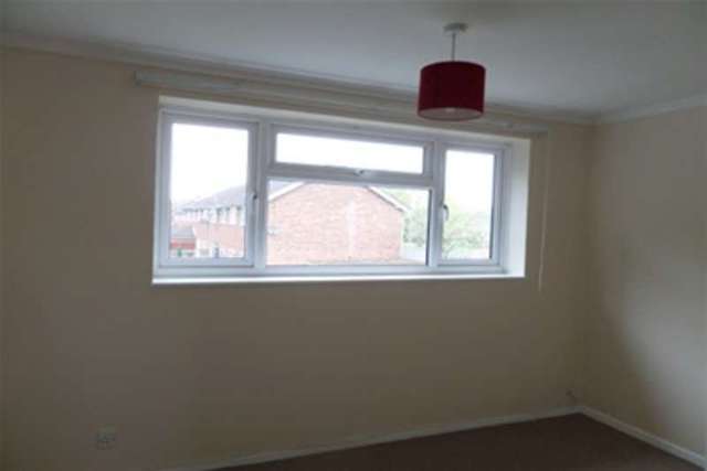  Image of 2 bedroom Detached house to rent in Whyteways Eastleigh SO50 at Eastleigh, SO50 4NR