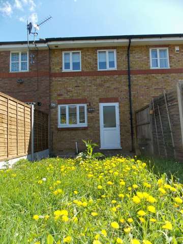  Image of 2 bedroom Terraced house to rent in Widgeon Close London E16 at Widgeon Close Canning Town London, E16 3EF