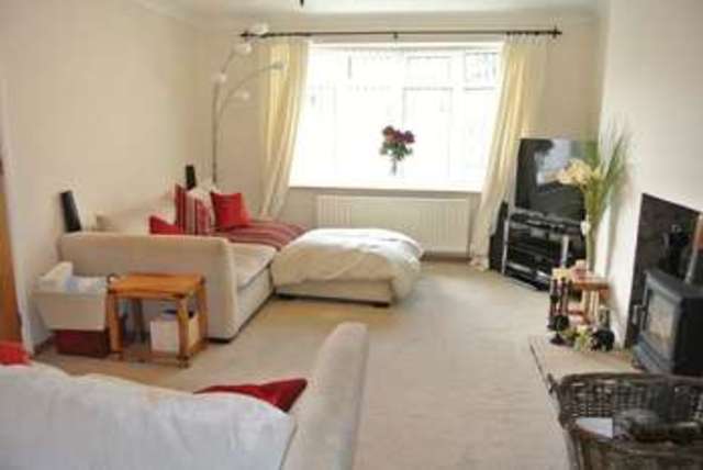  Image of 3 bedroom Semi-Detached house for sale in Winchester Road Grantham NG31 at Winchester Road  Grantham, NG31 8RX