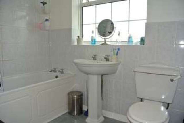  Image of 3 bedroom Semi-Detached house for sale in Winchester Road Grantham NG31 at Winchester Road  Grantham, NG31 8RX