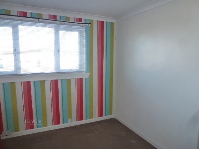  Image of 3 bedroom Terraced house to rent in Windsor Avenue Falkirk FK1 at Falkirk Falkirk Falkirk, FK1 5HQ