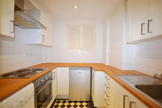  Image of 1 bedroom Property to rent in Wolseley Road London N8 at Crouch End, N8 8RS