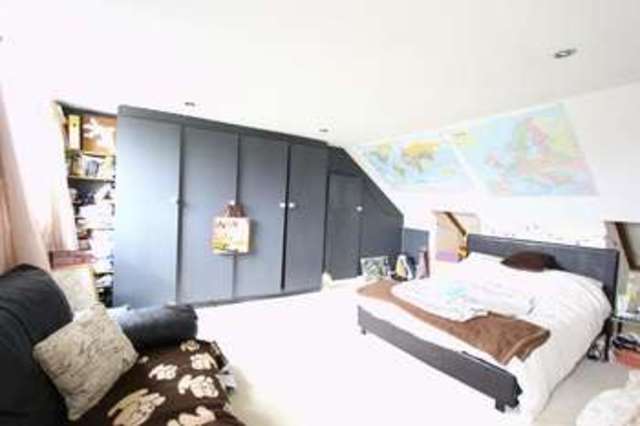  Image of 4 bedroom Semi-Detached house for sale in Woodcroft Avenue Hull HU6 at Woodcroft Avenue  Hull, HU6 8LH