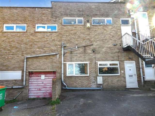  Image of 1 bedroom Detached house for sale in Woodlands Parade Woodlands Road Ditton Aylesford ME20 at Aylesford Kent Aylesford, ME20 6HE