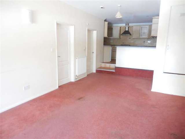  Image of 1 bedroom Detached house for sale in Woodlands Parade Woodlands Road Ditton Aylesford ME20 at Aylesford Kent Aylesford, ME20 6HE