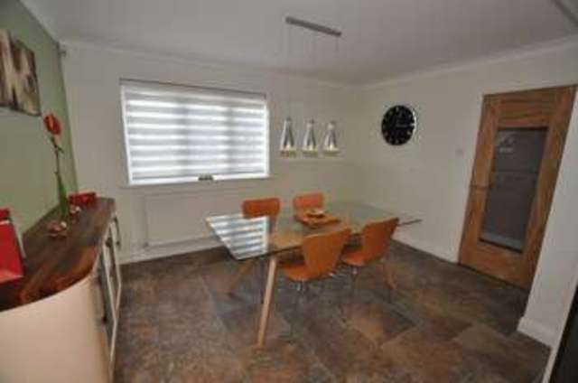  Image of 4 bedroom Detached house for sale in Woodleighton Grove Uttoxeter ST14 at Woodleighton Grove  Uttoxeter, ST14 8BX