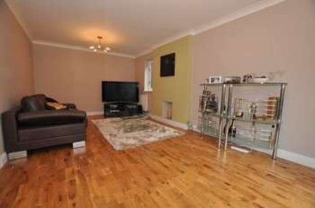  Image of 4 bedroom Detached house for sale in Woodleighton Grove Uttoxeter ST14 at Woodleighton Grove  Uttoxeter, ST14 8BX