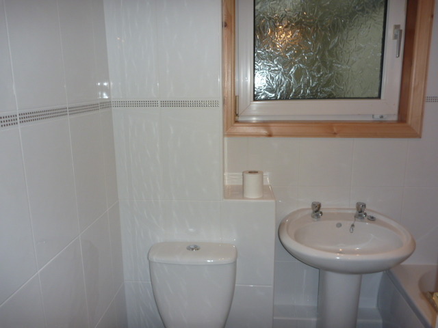  Image of 2 bedroom Flat to rent in Woodside Street Coatbridge ML5 at Coatbridge North Lanarkshire North Lanarkshire, ML5 5NS