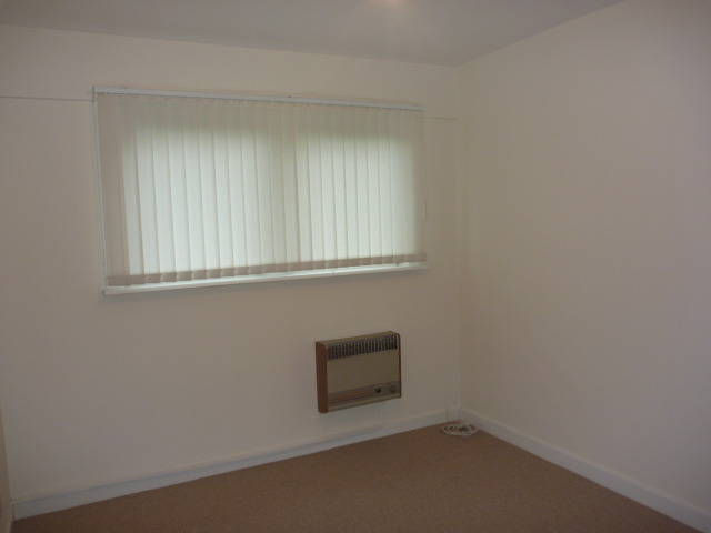  Image of 2 bedroom Flat to rent in Woodside Street Coatbridge ML5 at Coatbridge North Lanarkshire North Lanarkshire, ML5 5NS