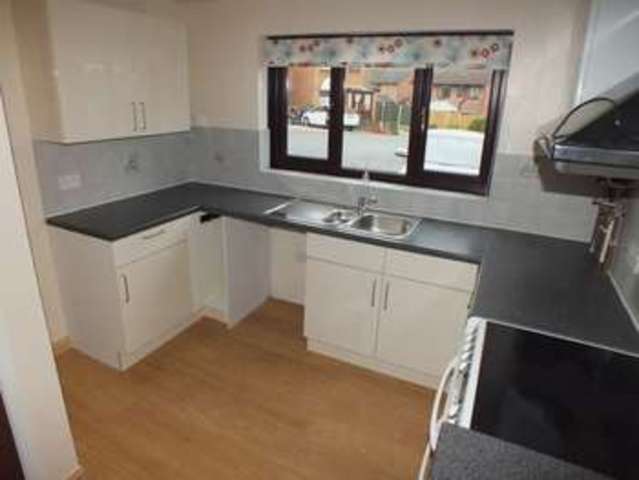  Image of 2 bedroom Semi-Detached house to rent in Wren Close Biddulph Stoke-on-Trent ST8 at Wren Close  Biddulph, ST8 7UB