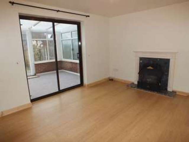  Image of 2 bedroom Semi-Detached house to rent in Wren Close Biddulph Stoke-on-Trent ST8 at Wren Close  Biddulph, ST8 7UB