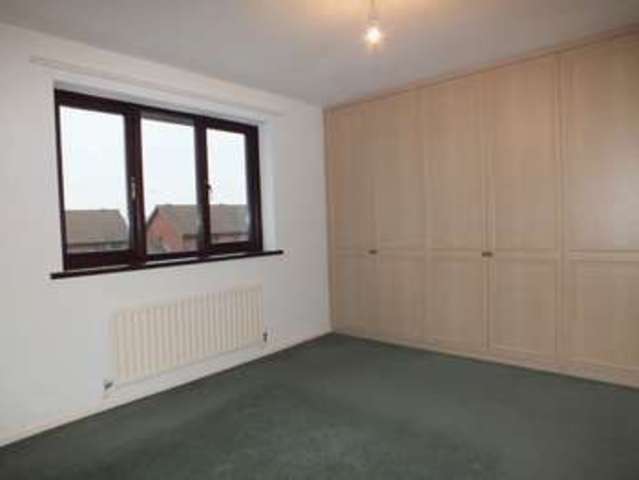  Image of 2 bedroom Semi-Detached house to rent in Wren Close Biddulph Stoke-on-Trent ST8 at Wren Close  Biddulph, ST8 7UB