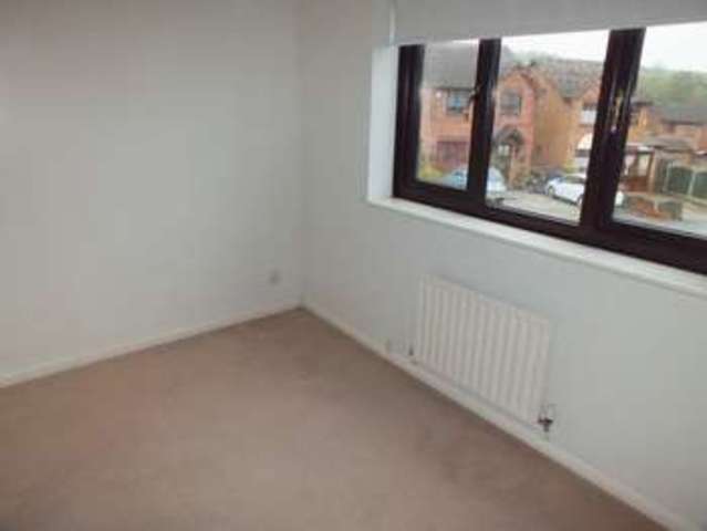  Image of 2 bedroom Semi-Detached house to rent in Wren Close Biddulph Stoke-on-Trent ST8 at Wren Close  Biddulph, ST8 7UB