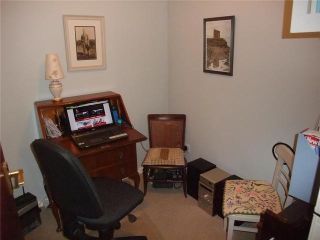  Image of 2 bedroom Flat to rent in Young Terrace Cowdenbeath KY4 at Cowdenbeath Fife Fife, KY4 9LB