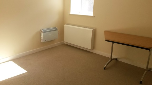  Image of 2 bedroom Flat to rent in Priory Street Carmarthen SA31 at 103 Priory Street  CARMARTHEN, SA31 1NB
