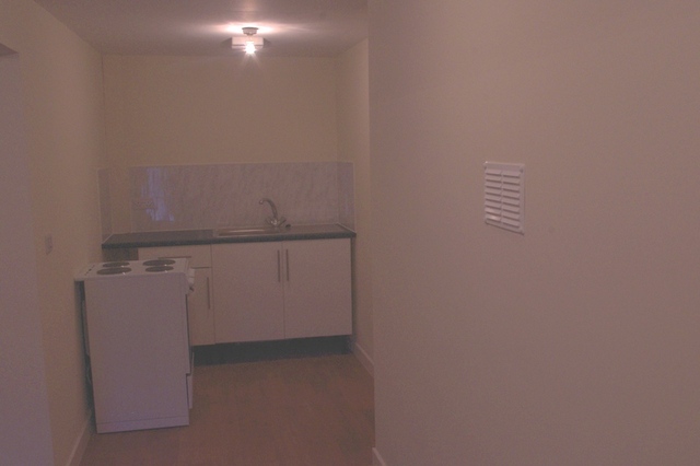  Image of 1 bedroom Flat to rent in Priory Street Carmarthen SA31 at 103 Priory Street  CARMARTHEN, SA31 1NB