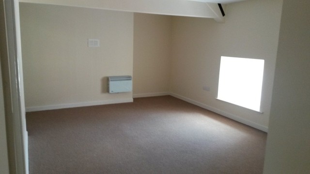  Image of 1 bedroom Flat to rent in Priory Street Carmarthen SA31 at 103 Priory Street  CARMARTHEN, SA31 1NB