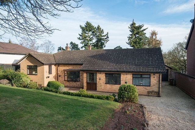  Image of 4 bedroom Detached house for sale in Whitehill Road Kidderminster DY11 at 11 Whitehill Road  Kidderminster, DY11 6JH