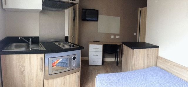  Image of 1 bedroom Apartment to rent in Deansgate Bolton BL1 at 113-117 Deansgate Array Bolton, BL1 1HA