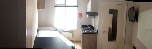  Image of 1 bedroom Apartment to rent in Deansgate Bolton BL1 at 113-117 Deansgate Array Bolton, BL1 1HA