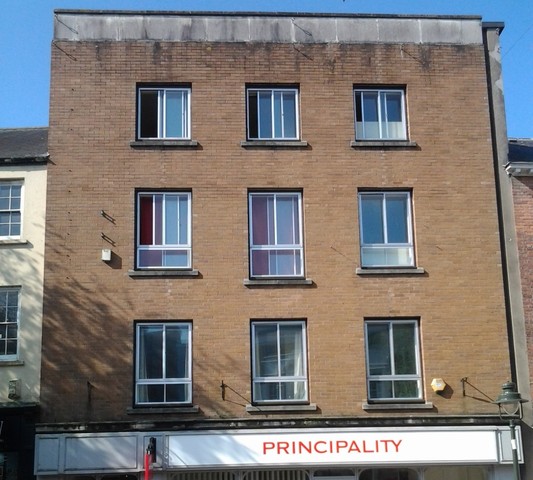  Image of 1 bedroom Flat to rent in Guildhall Square Carmarthen SA31 at 13 Guildhall Square  CARMARTHEN, SA31 1PR