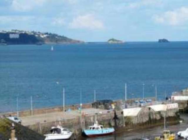  Image of 1 bedroom Flat for sale in Cleveland Road Paignton TQ4 at 14 Cleveland Road Paignton Goodrington, TQ4 6EL