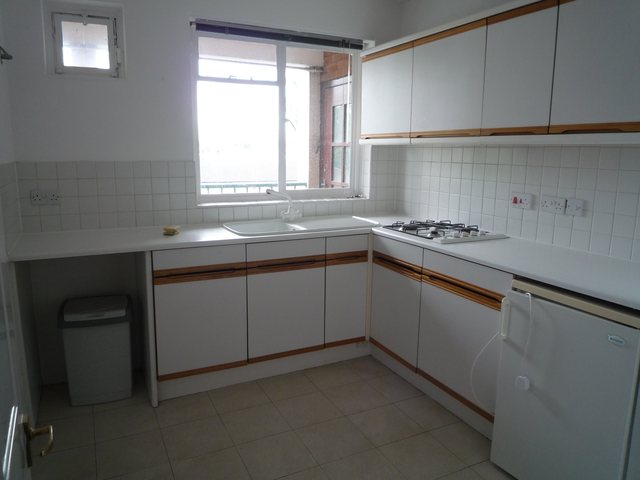  Image of 2 bedroom Flat to rent in Plymouth Grove Manchester M13 at Manchester  Rusholm, M13 0AF