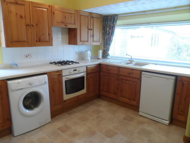  Image of 3 bedroom Semi-Detached house to rent in The Birches Bramhope Leeds LS16 at The Birches Bramhope Leeds, LS16 9DN