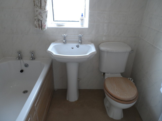  Image of 3 bedroom Semi-Detached house to rent in The Birches Bramhope Leeds LS16 at The Birches Bramhope Leeds, LS16 9DN