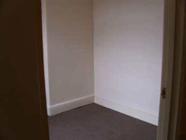  Image of 3 bedroom Terraced house to rent in Cotmanhay Road Ilkeston DE7 at Cotmanhay Road  Ilkeston, DE7 8PE