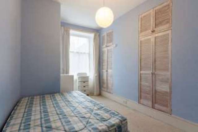  Image of 2 bedroom Flat for sale in Millar Crescent Edinburgh EH10 at Millar Crescent  Edinburgh, EH10 5HN