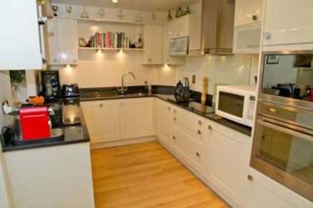  Image of 2 bedroom Flat for sale in Beezon Road Kendal LA9 at Kendal Cumbria Kendal, LA9 6EQ