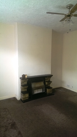  Image of 3 bedroom Detached house to rent in Calder Road Dewsbury WF13 at Calder Road  Dewsbury, WF13 3JS