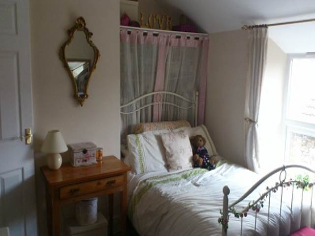  Image of 1 bedroom House Share to rent in Redland Terrace Frome BA11 at Frome Somerset Frome, BA11 1HT